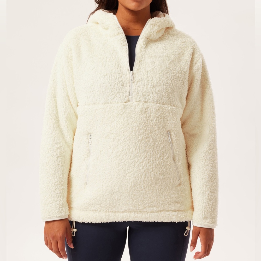 NWT Girlfriend Collective White Recycled Fleece Hoodie, size M